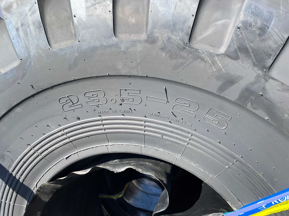 Anvelope industriale de VOLA KOMATSU Incarcator 23.5-25 24pr