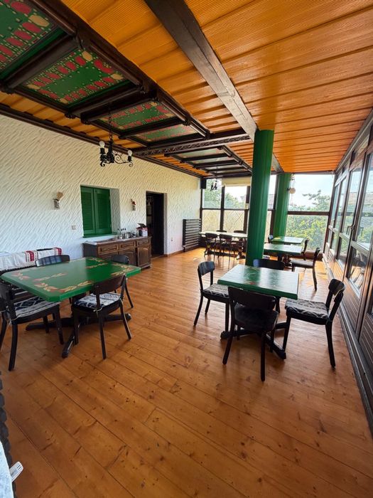 Se inchiriaza parte de restaurant
