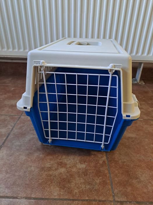 Cușcă plastic rezistent transport