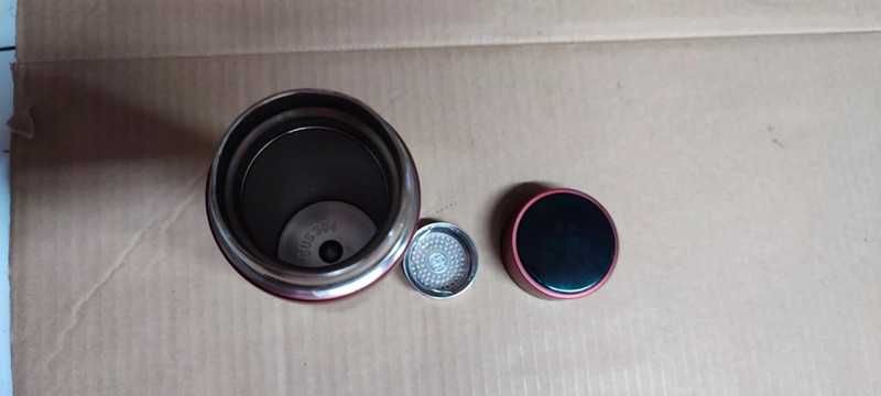 Termos 500 ml, sită pentru ceai, vișiniu