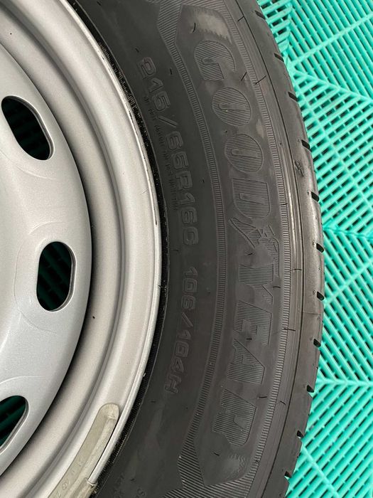 Set jante cu anvelope noi vara 215 65 r16c Renault Trafic Vivaro 2014+