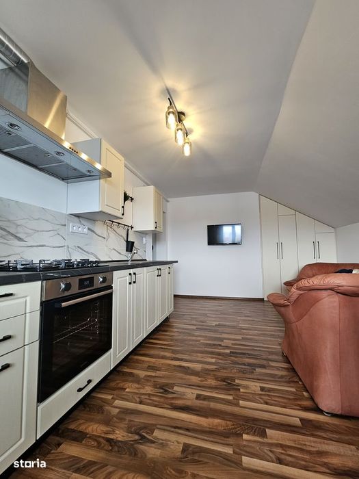 Ap.MODERN 2 camere decomandate et.2 cart.LAZARET SIBIU — fotografia 3