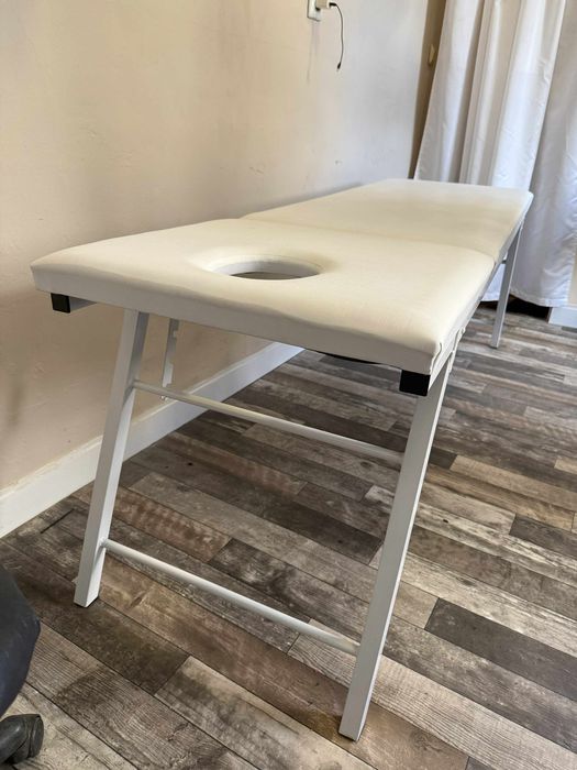 Козметична и масажна маса