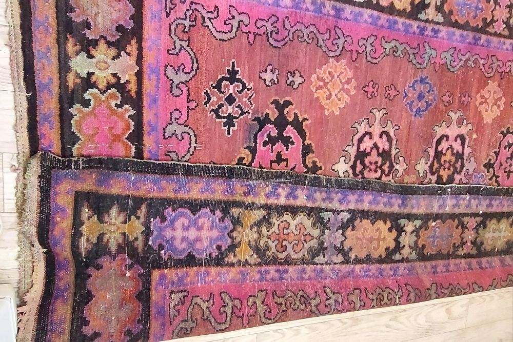 Продаётся ковёр ручной работы