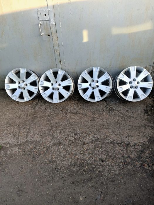 Продам диски размер r18