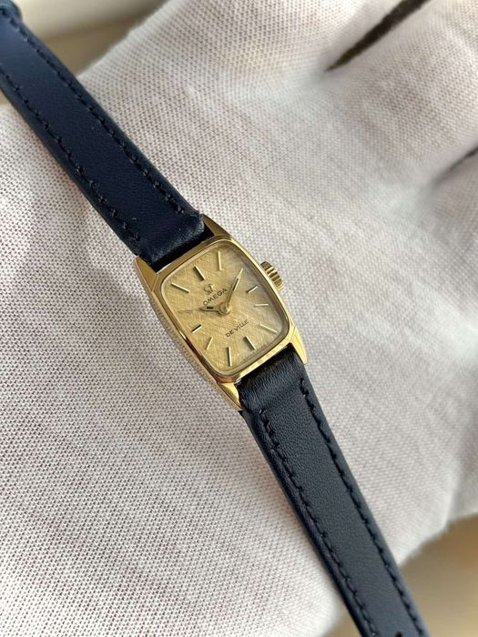 Omega De ville Механичен Дамски Часовник