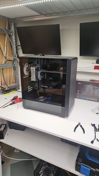 Gaming Machine (brand new)