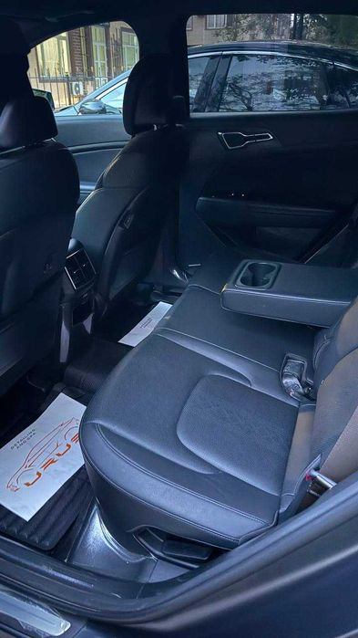 Sotiladi / Продаётся KIA Sportage X-line 2023