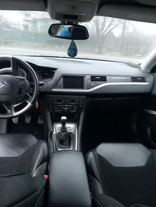 Vând Citroen  C5 2010 1.6 benzina