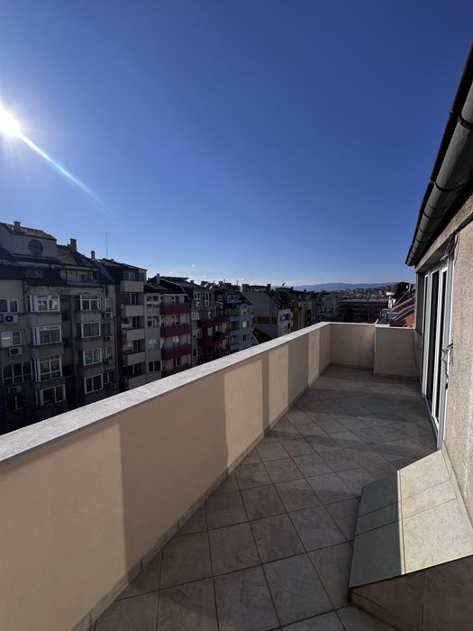 Дава се под наем Тристаен апартамент в Благоевград, Вароша - 92 кв.м за 598.23 € - Снимка #8