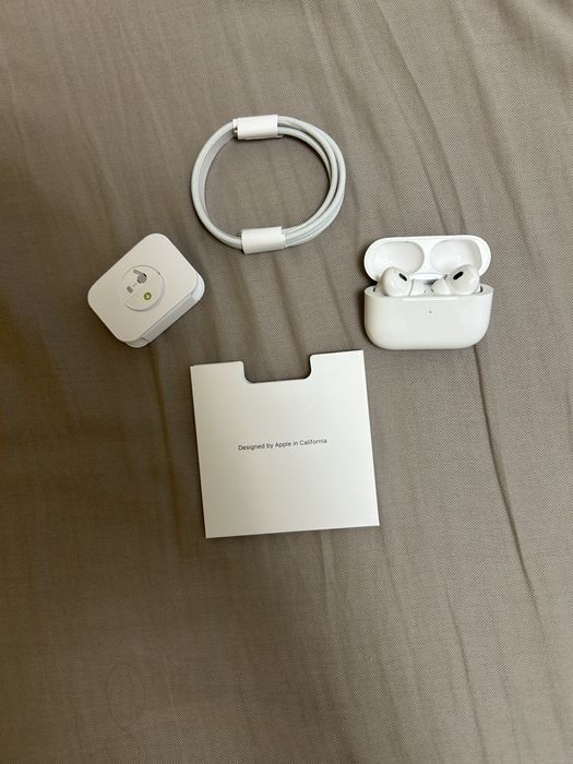 AirPods Pro 2 modelul 2022(Apple)