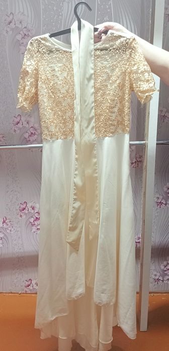 Продам платья на вечер