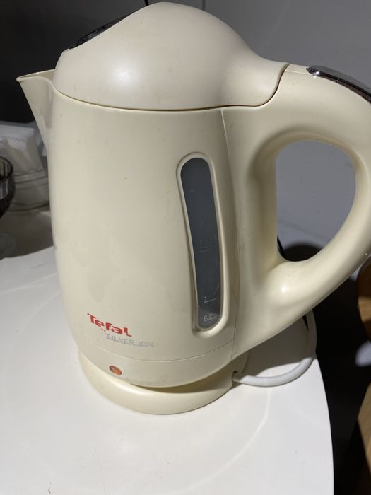 Чайник tefal в сливочном цвете