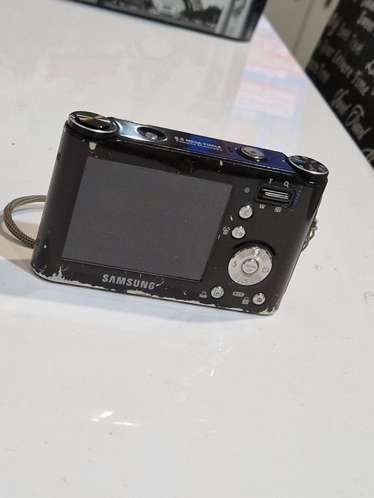 Aparat foto  / camera digitala  Samsung