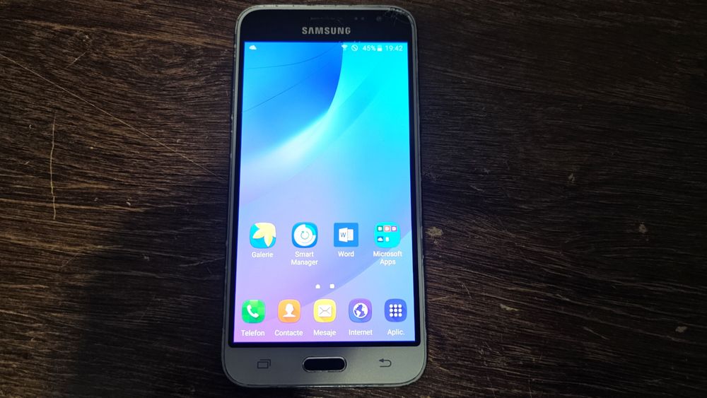 Samsung J3 2016 functional