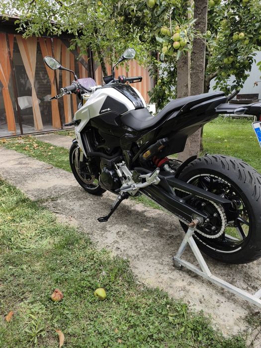 BMW f900r an 2020