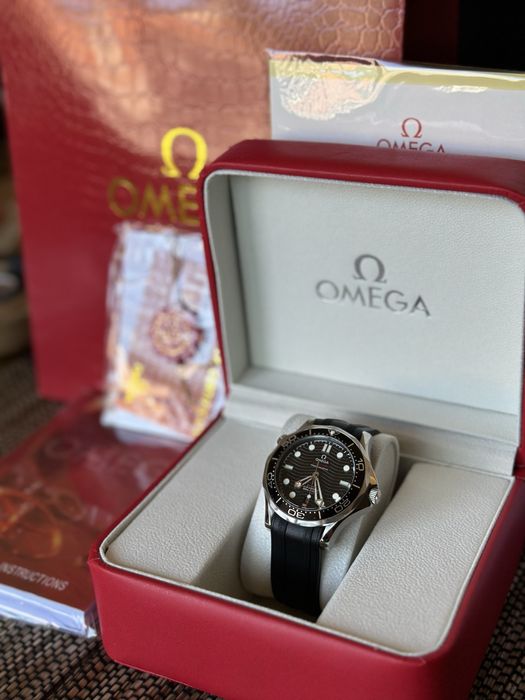 Omega Seamaster Diver 300M Black Rubber Strap 42 mm