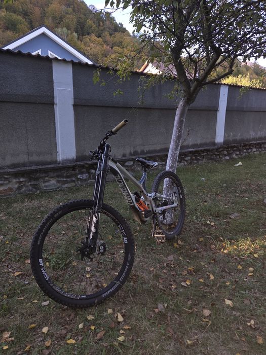 Commencal SupremeDH V4.4
