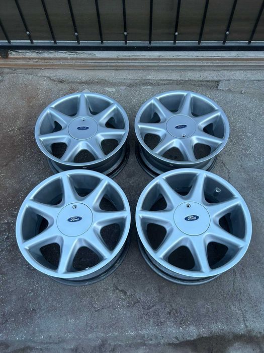 Jante Ford RS 7-Spoke R17 4x108