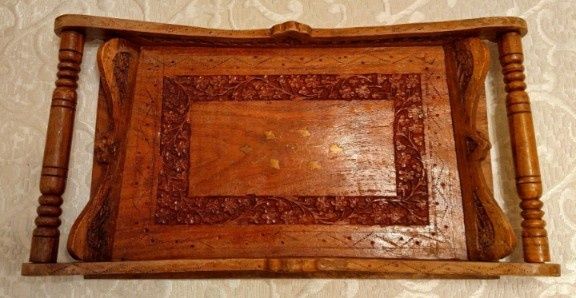 Индийски поднос с дърворезба