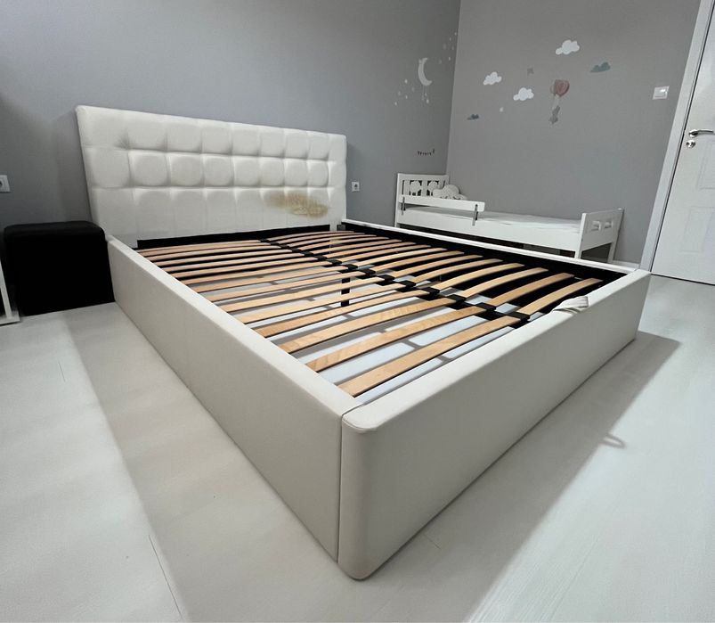 спалня XORA + матрак NANI  160/200