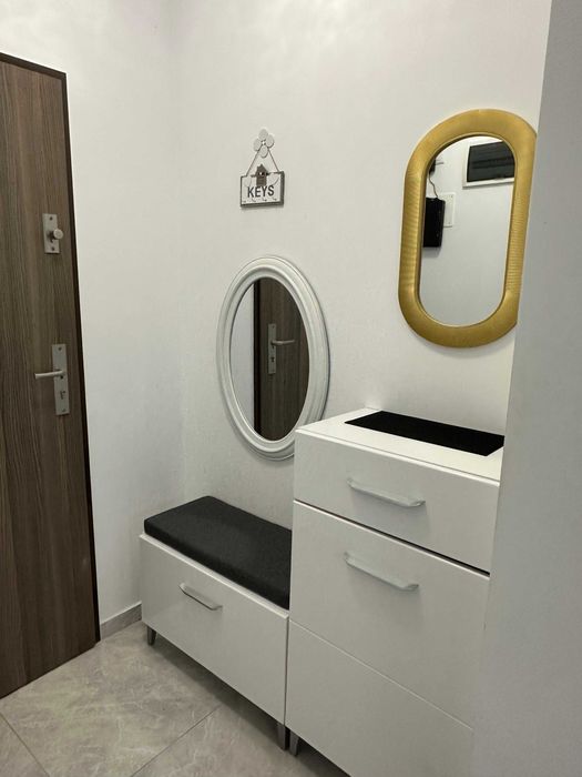Vand apartament 2 camere