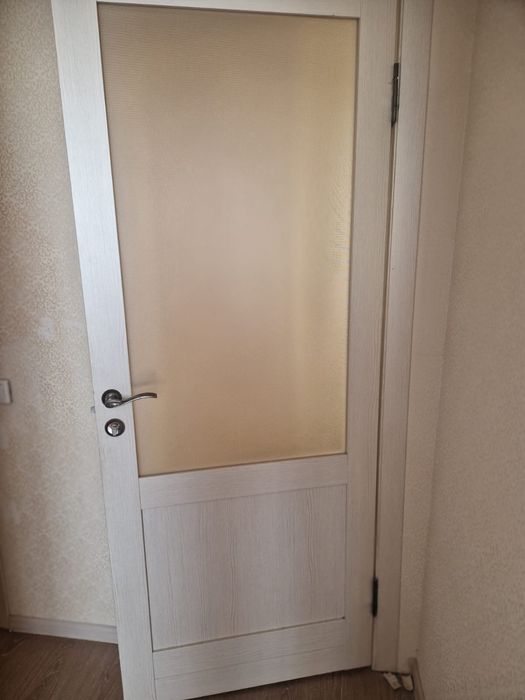 Двери б/у в хорошем межкомнатные