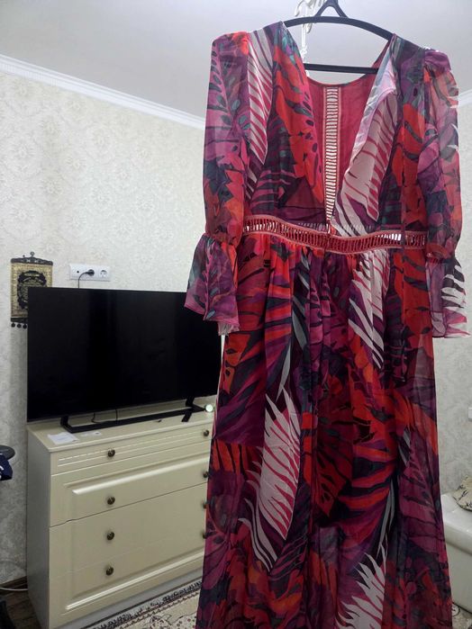 Продам красивое платье