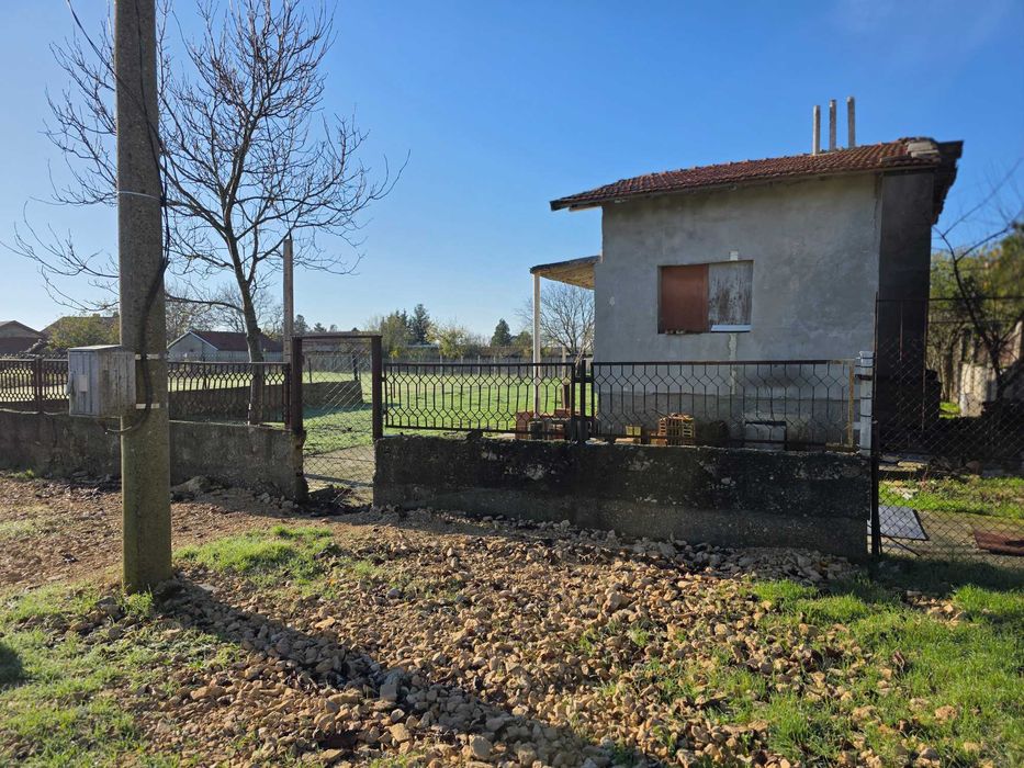 Продава се Парцел в Варна, Автогара - 38 кв.м за 2000 €/кв.м - Снимка #1