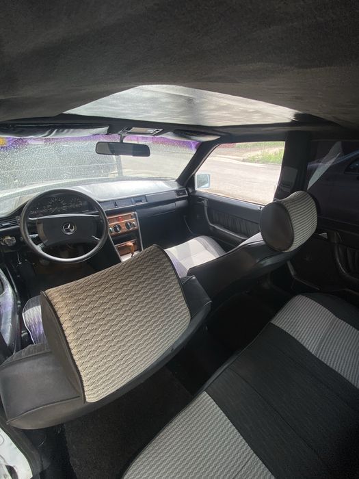 124 mersedes sotiladi