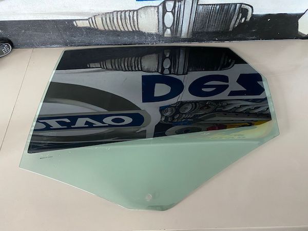 Geam stanga spate VOLVO S90 2017-2023 31371942 32132077