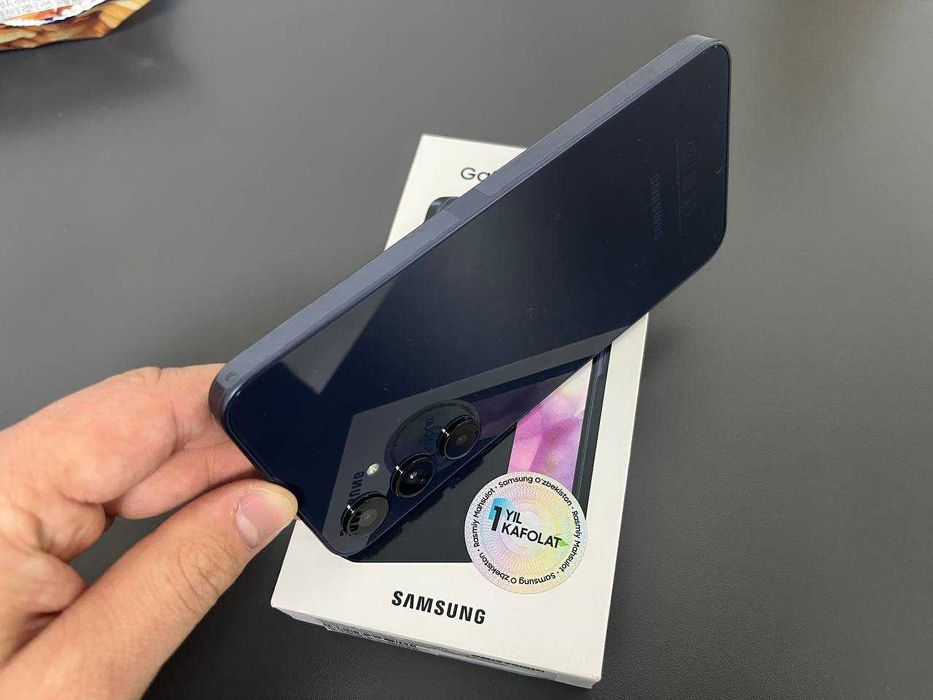 Samsung A35 1 oylik. yangi 100% holati toza