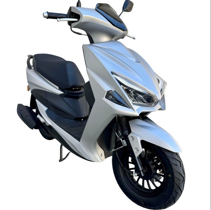 Scutere 49cc benzina noi fara permis