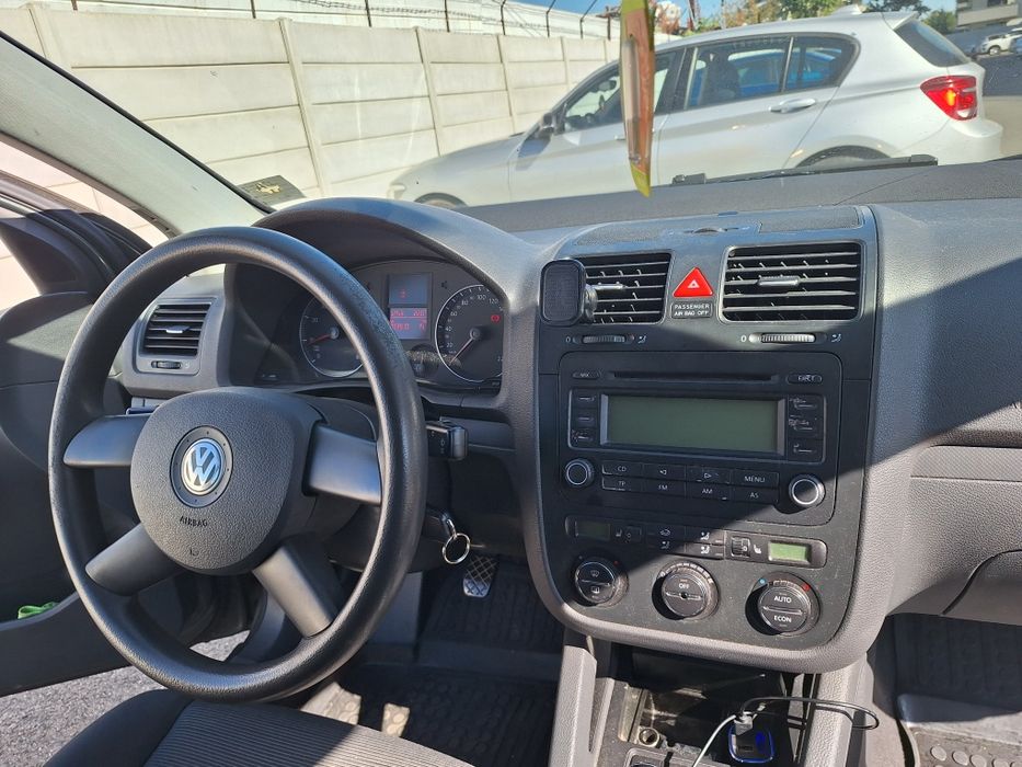 VOLKSWAGEN Golf 2005 — imagine 5