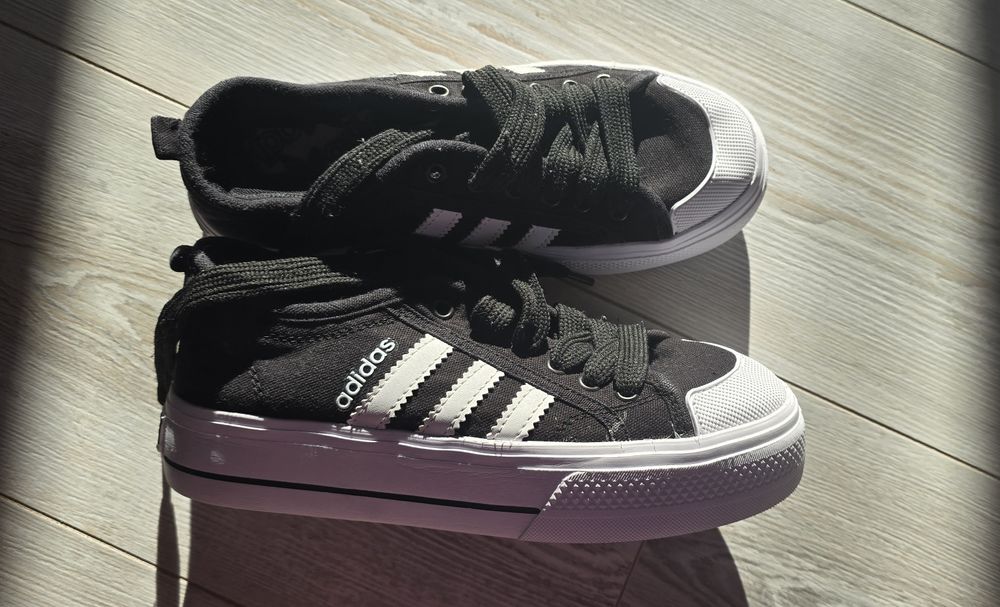 Дамски обувки 37 размер adidas