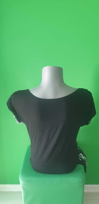 Рокли много и различни