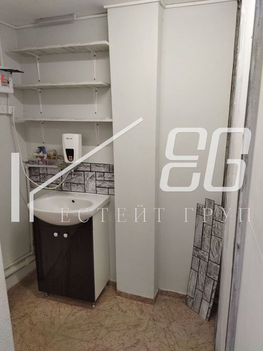 Дава се под наем Магазин в Варна, Център - 18 кв.м за 204 € - Снимка #2