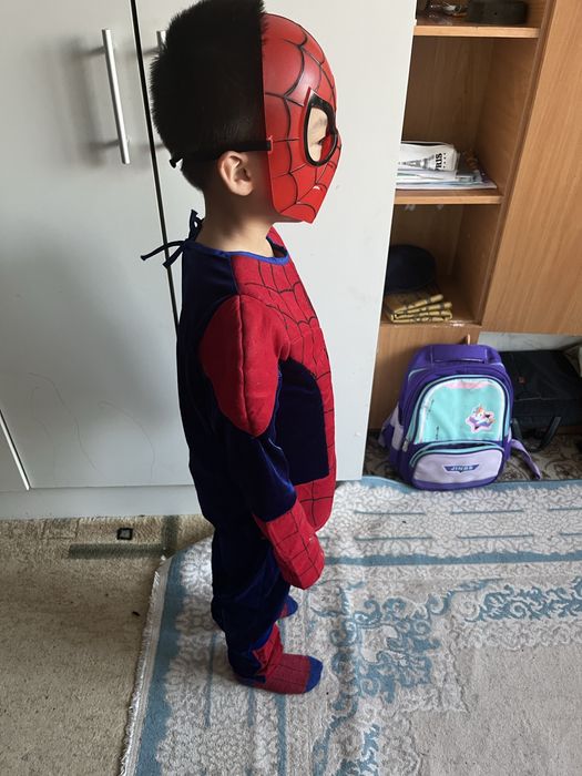 Человек паук костюм  от 5-7 лет