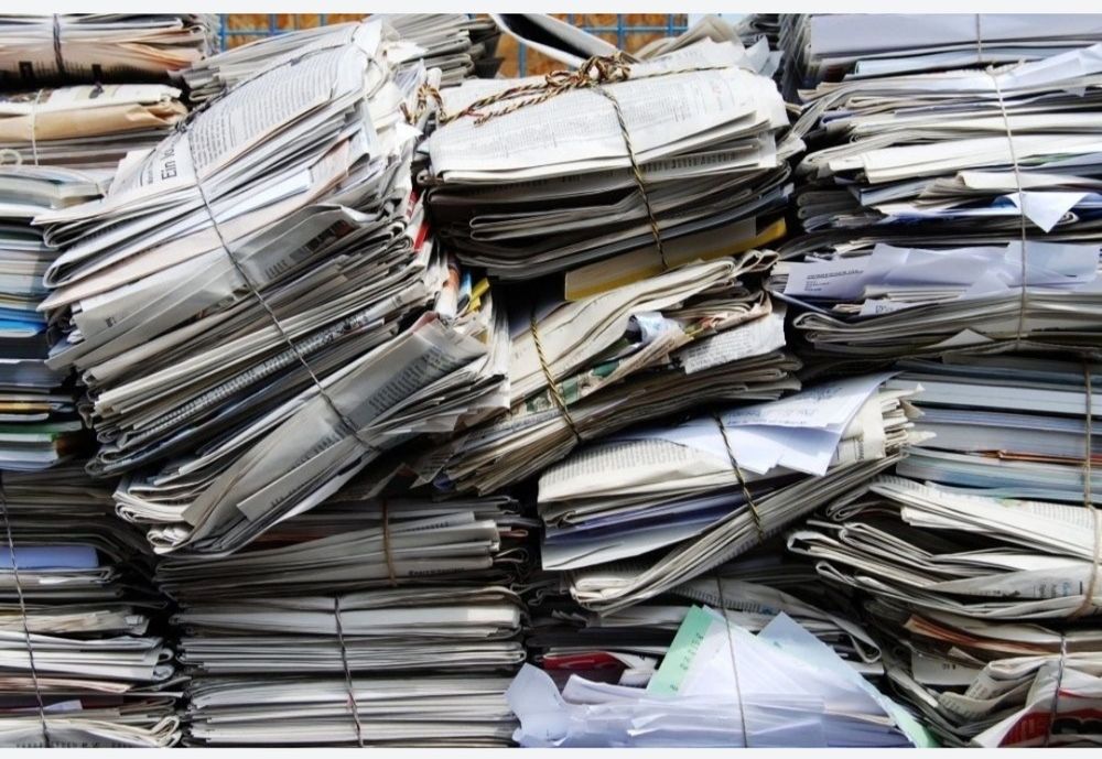 Makulatura Metallom Temir Paxta Oqqogoz Kitob Bumaga olamiz