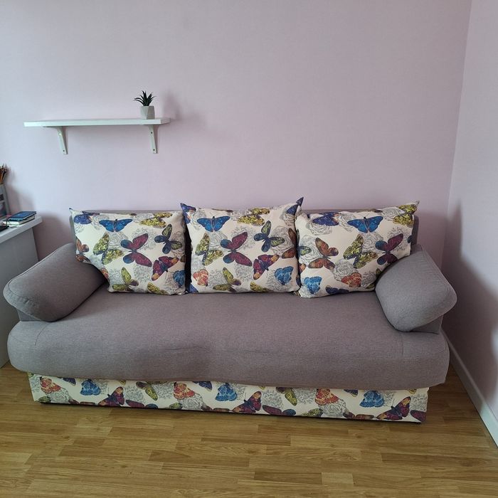 Canapea extensibila - stare impecabila