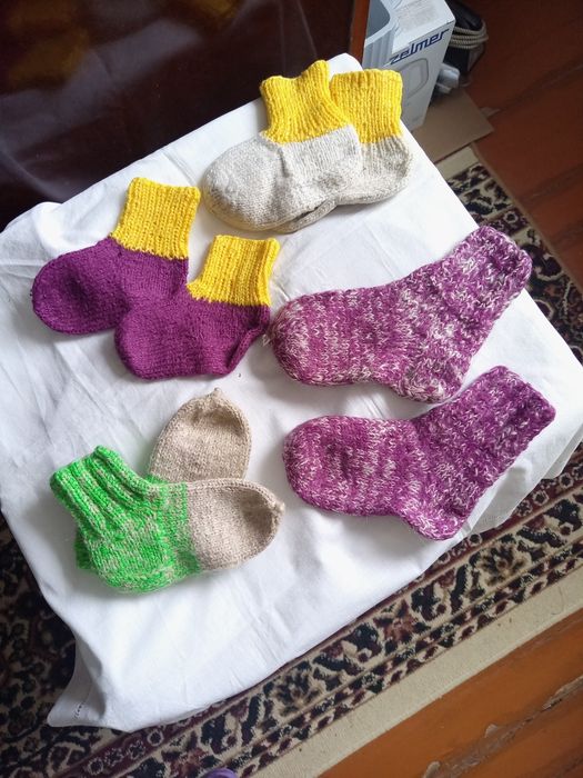 Продам вязанные носочки