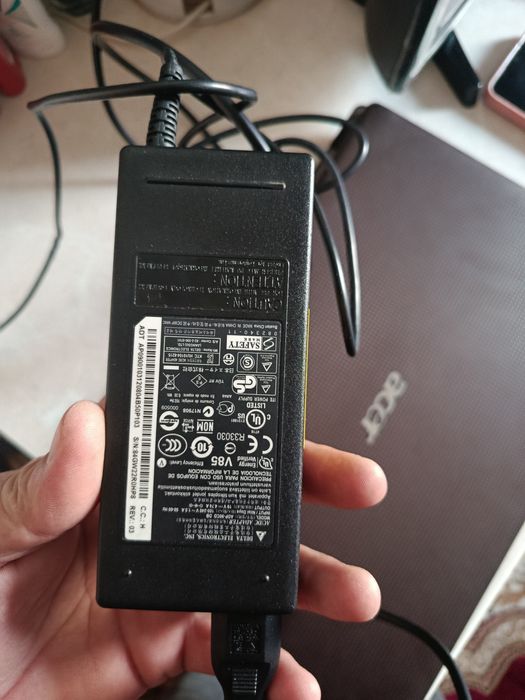 Ноутбук рабочий продам