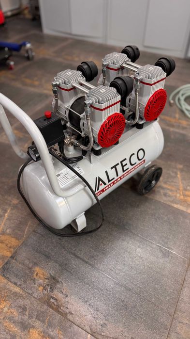 Продам компрессор безмасляный ALTECO ACO 50L