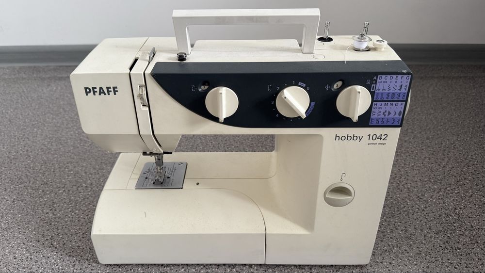 Продаем швейную машинку PFAFF