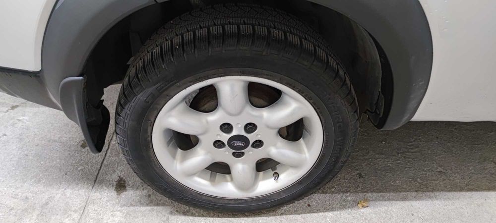 5 бр. лети джанти 17” със зимни гуми за LR Freelander