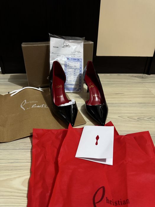 ЧИСТО НОВИ! Дамски токчета Christian Louboutin Kate