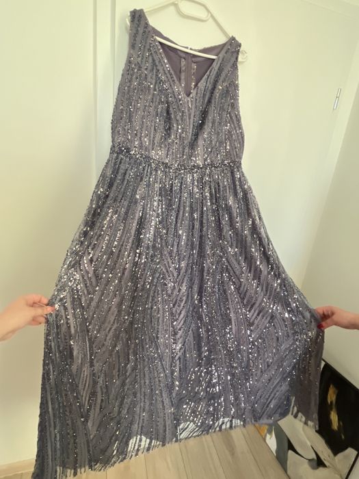 Rochie de seară, lucrată manual