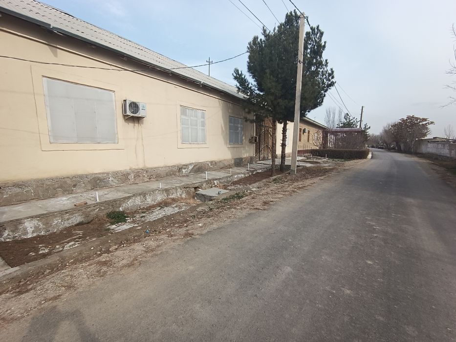 Bunyodkor ko'chasida 10 sotixli Xovli sotiladi