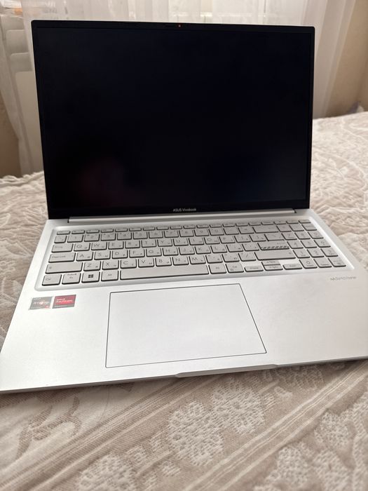 Продам ноутбук Asus vivobook