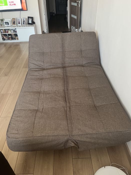 Диван с функция сън